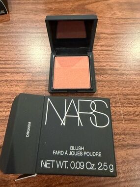 NARS mini Blush in Orgasm